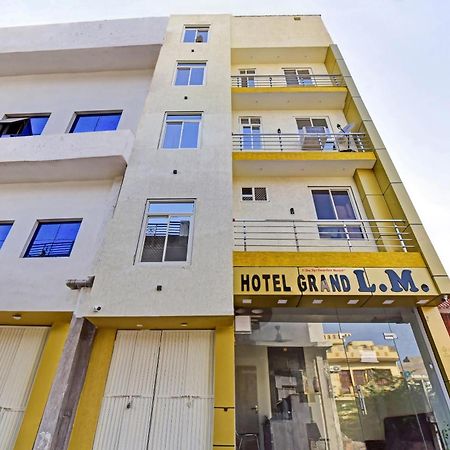 Hotel O Grand L M 阿杰梅尔 外观 照片