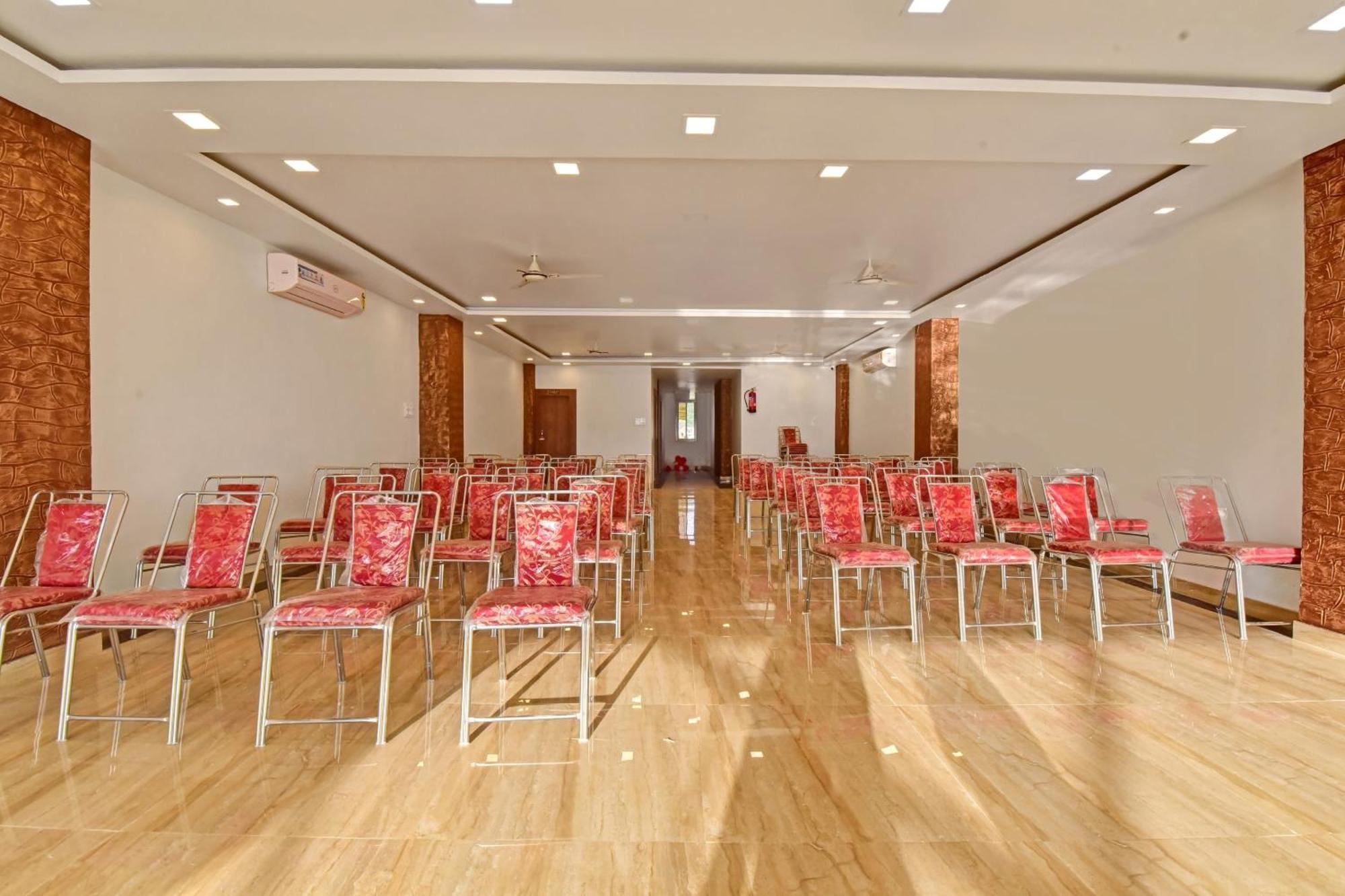 Hotel O Grand L M 阿杰梅尔 外观 照片