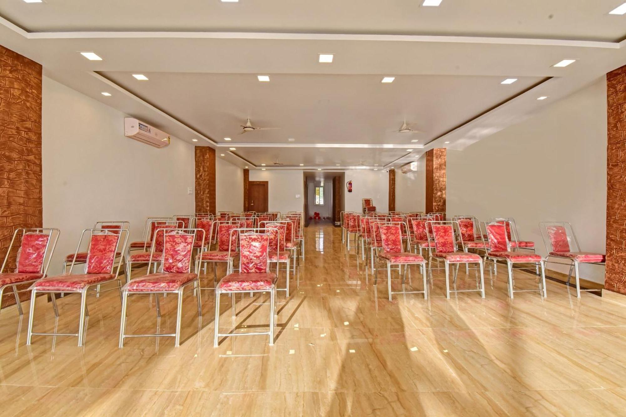 Hotel O Grand L M 阿杰梅尔 外观 照片