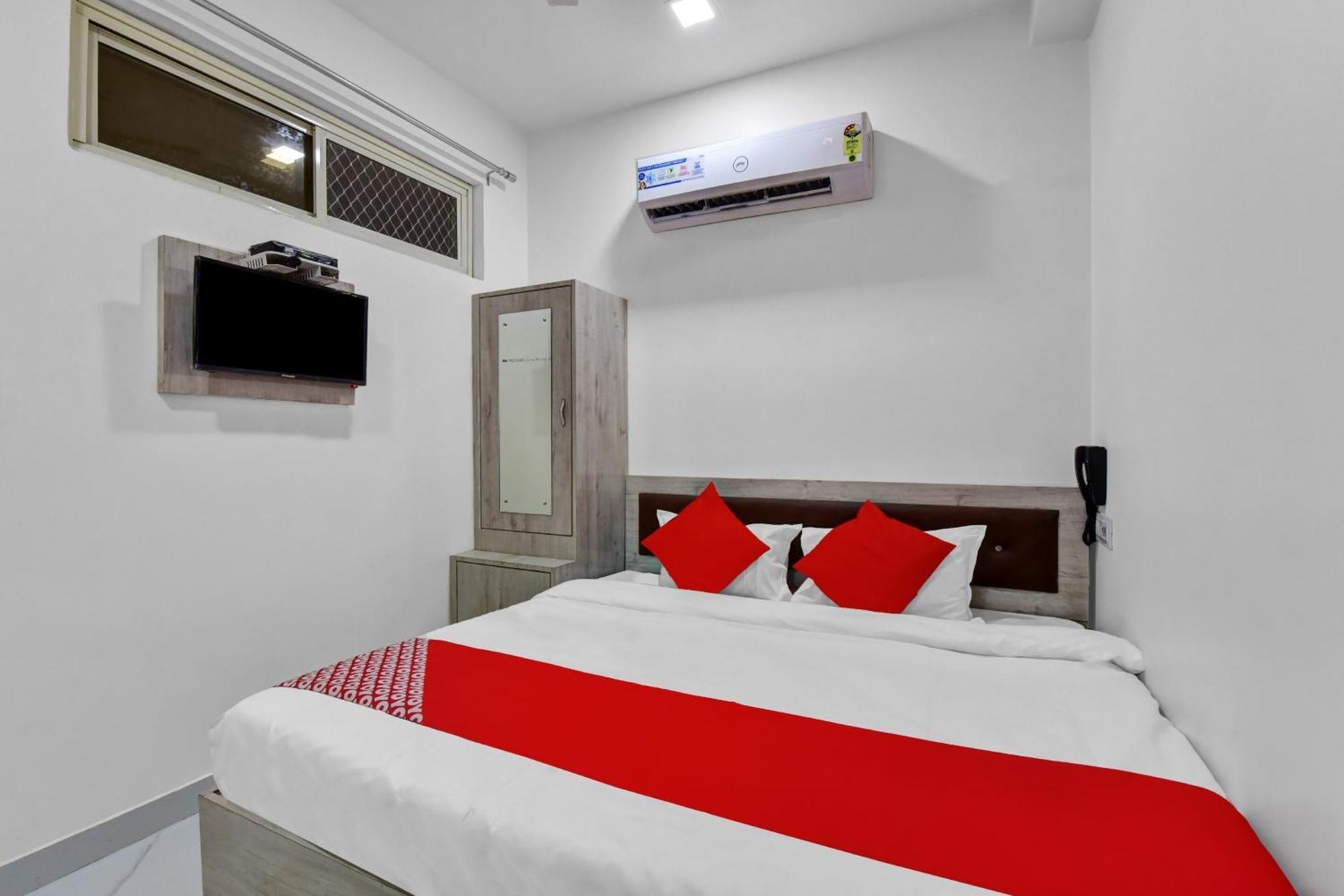 Hotel O Grand L M 阿杰梅尔 外观 照片